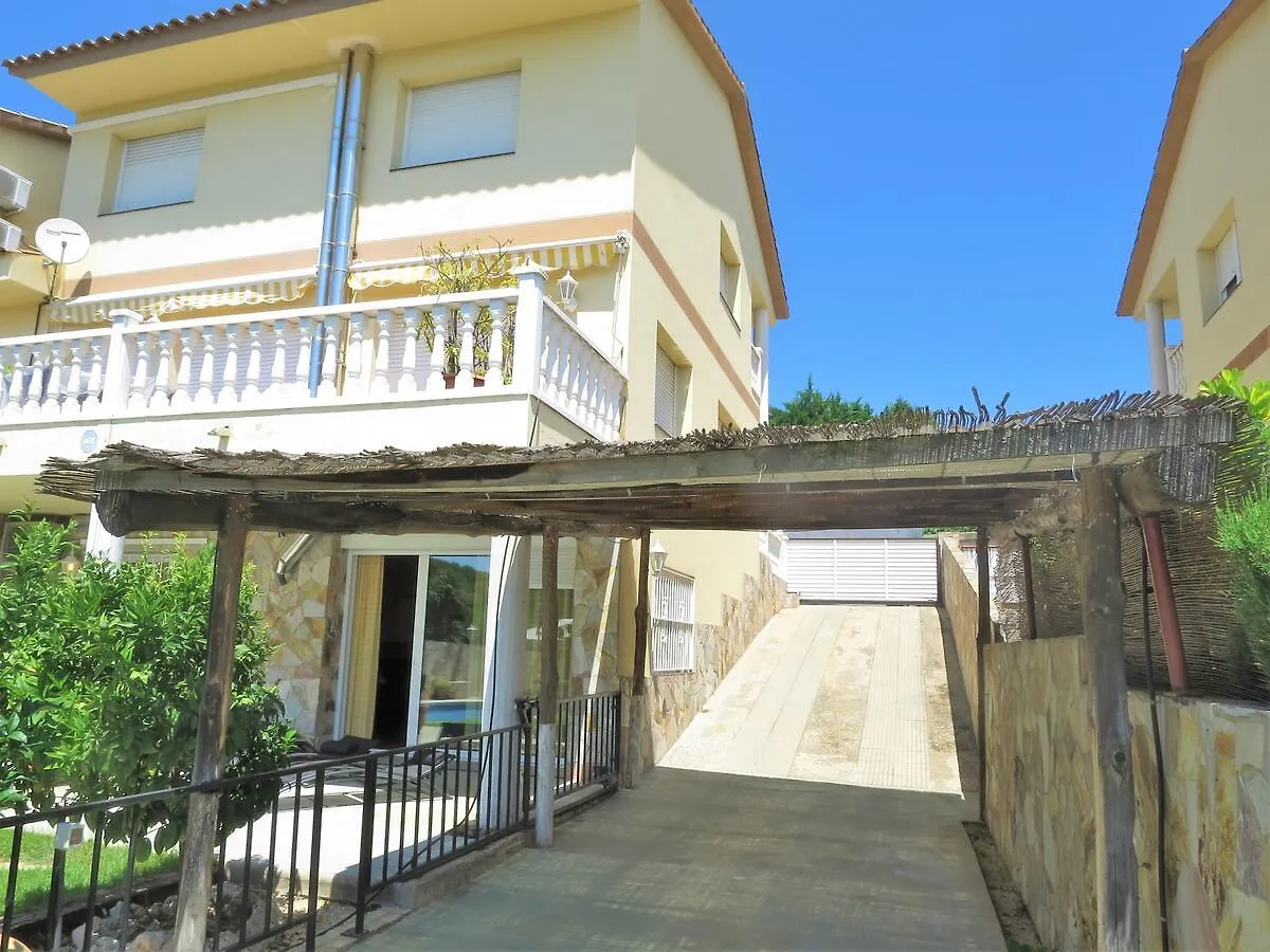 Villa Carolina Mataro 0*,  Spain